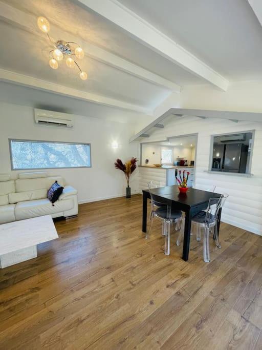 Holiday home Maison + Piscine A 10 Min D'aix En Pce Meyreuil