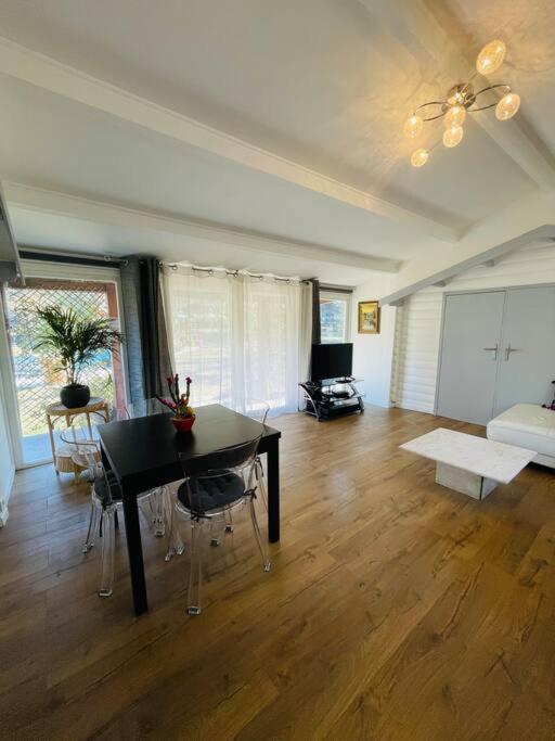 Ferienhaus Maison + Piscine A 10 Min D'aix En Pce Meyreuil