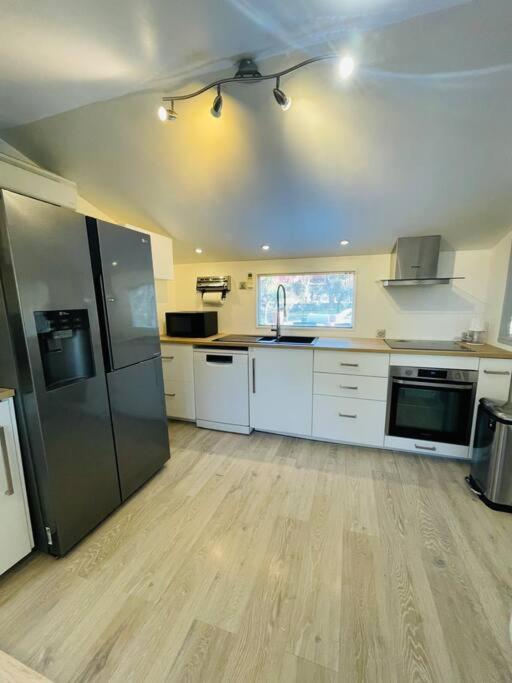 Holiday home Maison + Piscine A 10 Min D'aix En Pce Meyreuil